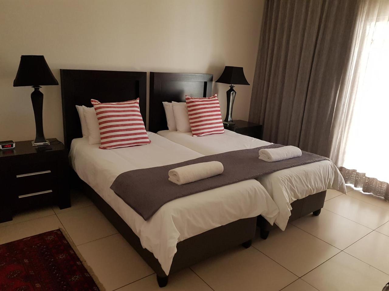 Presidensie Guest Rooms Potchefstroom Esterno foto